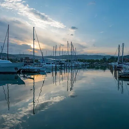 Floating Sea House Principessa