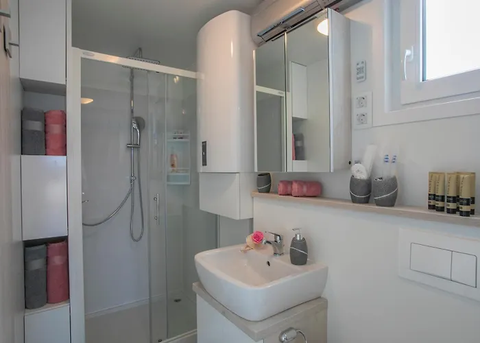 別荘 Floating Sea House Principessa *