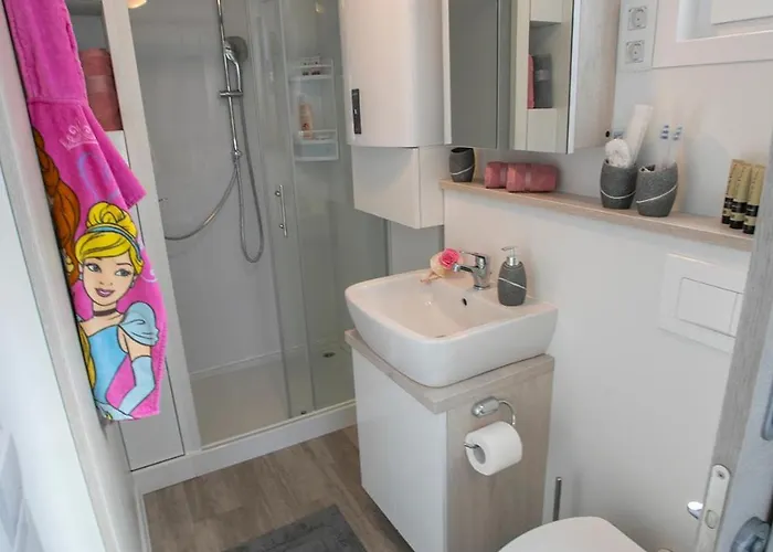 Floating Sea House Principessa ポルトローシュ