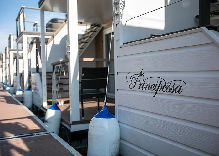 Tatil Evi Floating Sea House Principessa Portorož