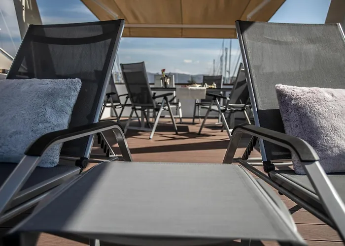 別荘 Floating Sea House Principessa