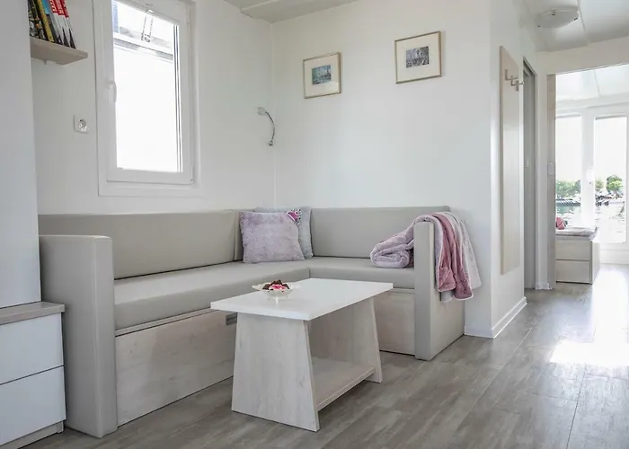 別荘 Floating Sea House Principessa