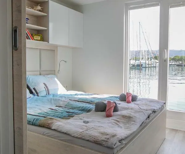 別荘 Floating Sea House Principessa