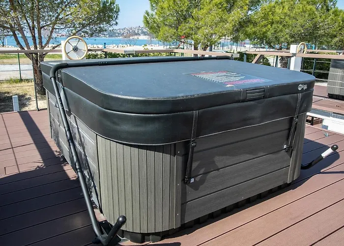 別荘 Floating Sea House Principessa *